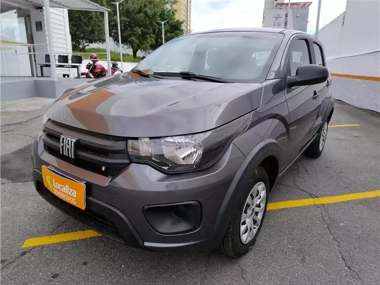 Fiat Mobi Prata 4