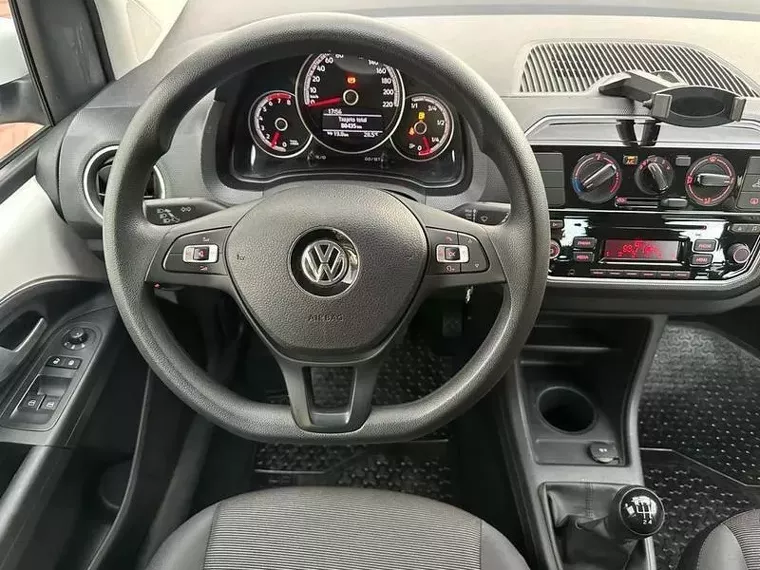 Volkswagen UP Branco 15