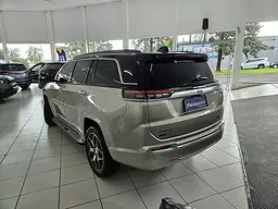 Jeep Commander