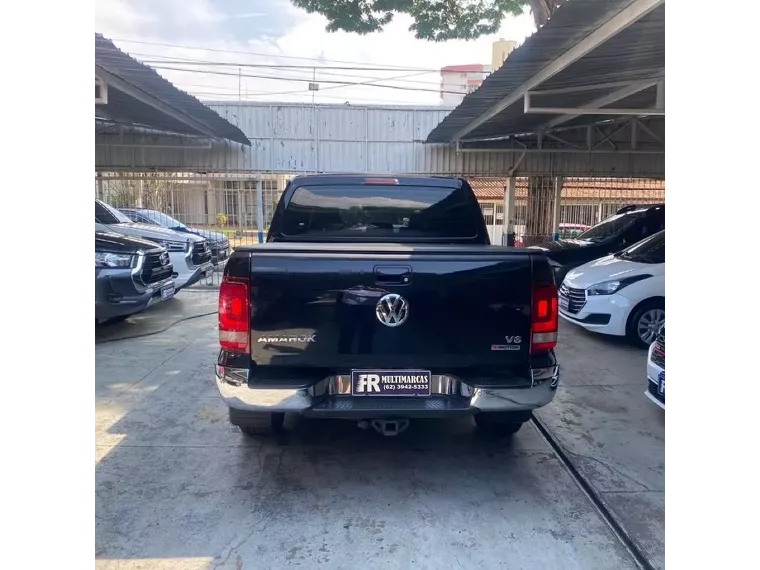 Volkswagen Amarok Preto 15