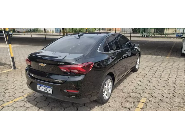 Chevrolet Onix Preto 3