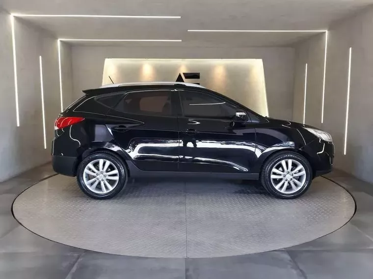 Hyundai IX35 Preto 8