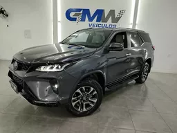 Toyota Hilux SW4