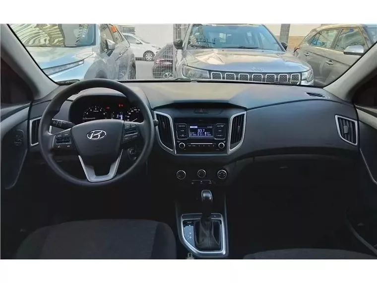 Hyundai Creta Prata 9