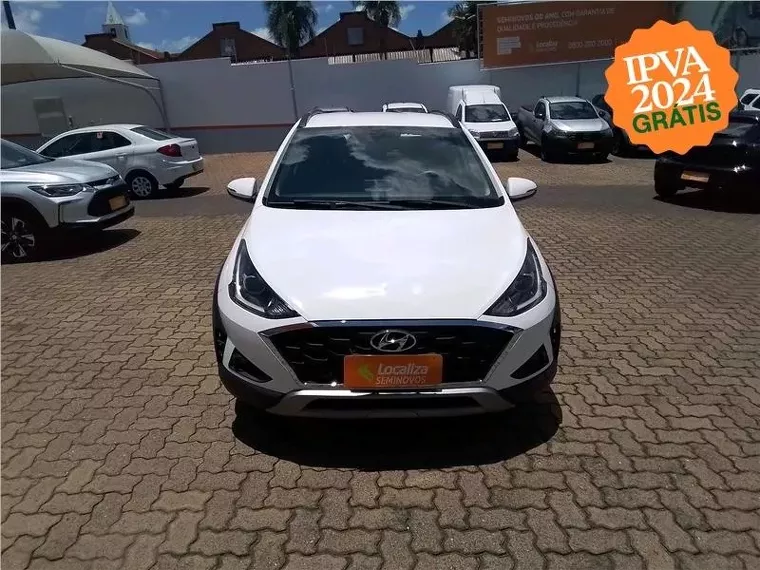 Hyundai HB20X Branco 4