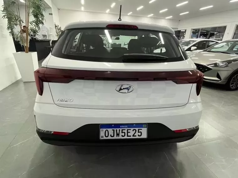 Hyundai HB20 Branco 6