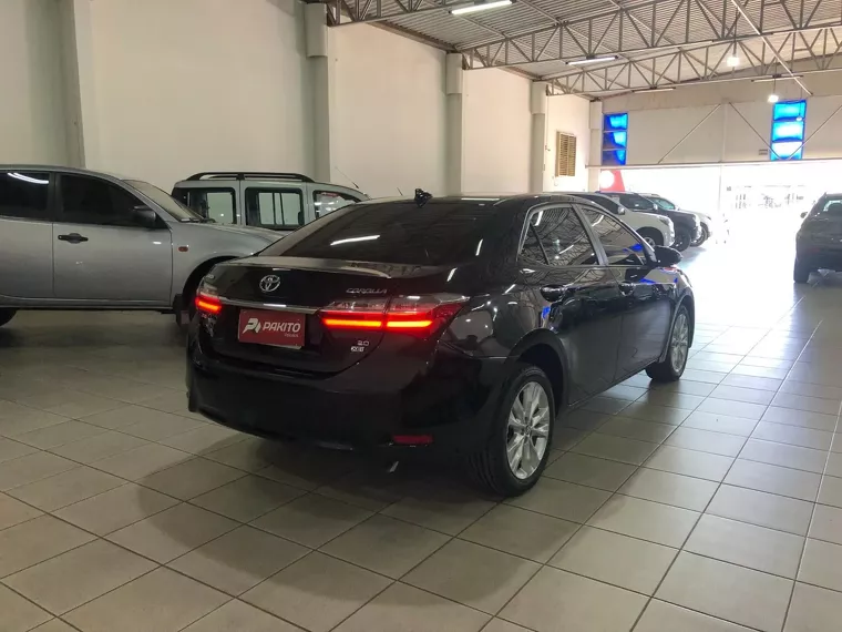 Toyota Corolla Preto 12