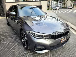BMW 320i