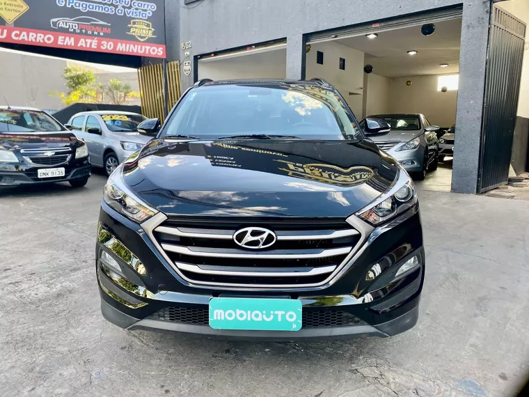 Hyundai Tucson Preto 11