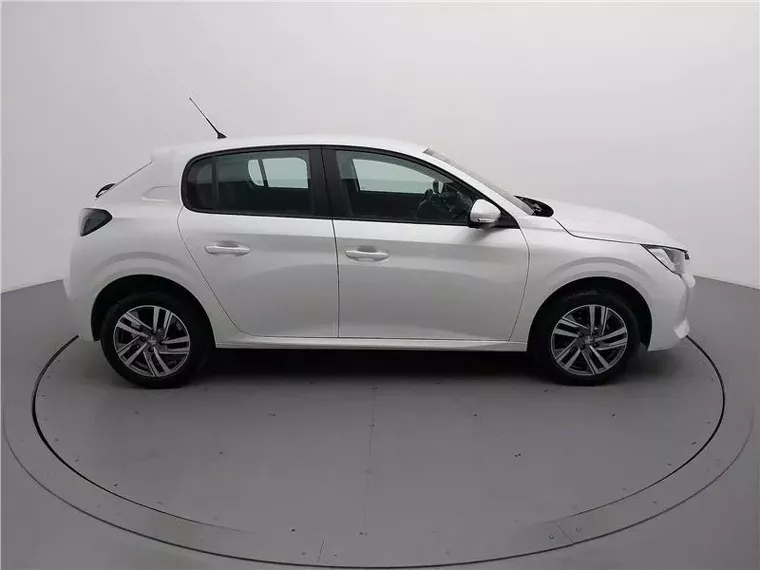 Peugeot 208 Branco 2