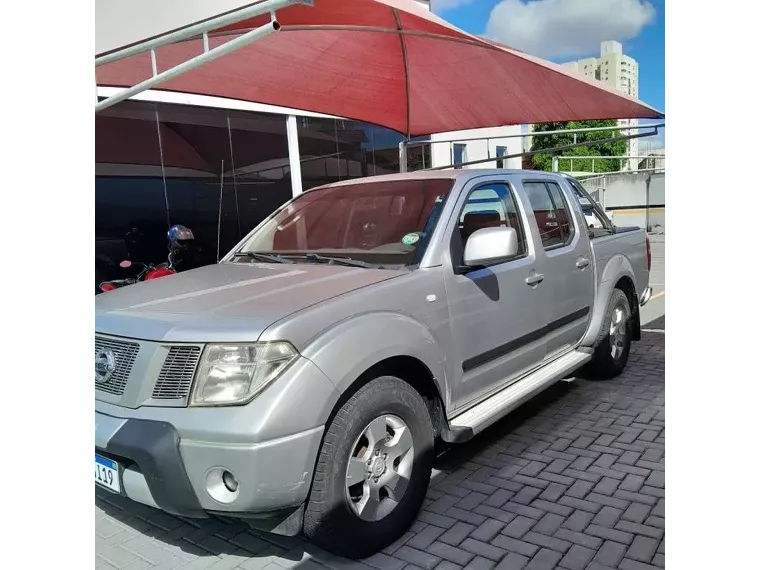 Nissan Frontier Prata 8