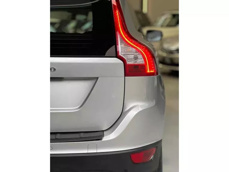 Volvo XC60 Prata 6