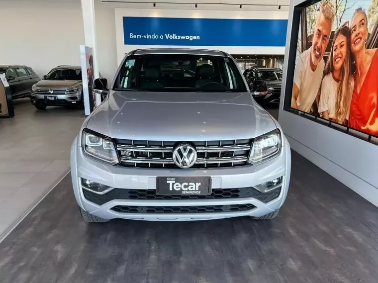 Volkswagen Amarok Prata 11