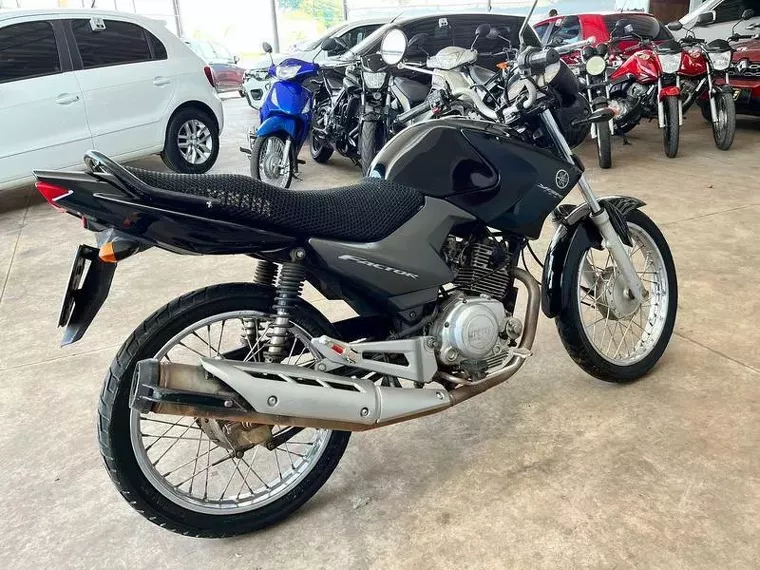 Yamaha YBR 125 Factor Preto 2