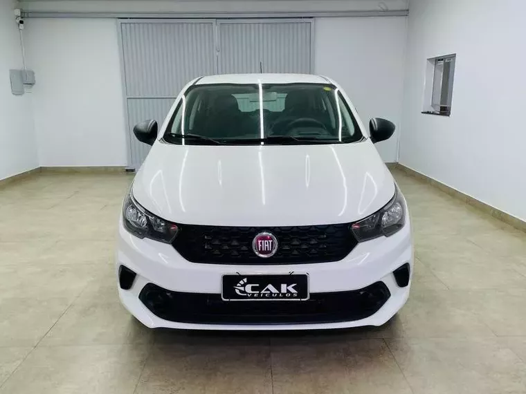 Fiat Argo Branco 13