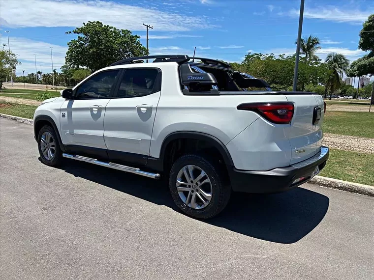 Fiat Toro Branco 2