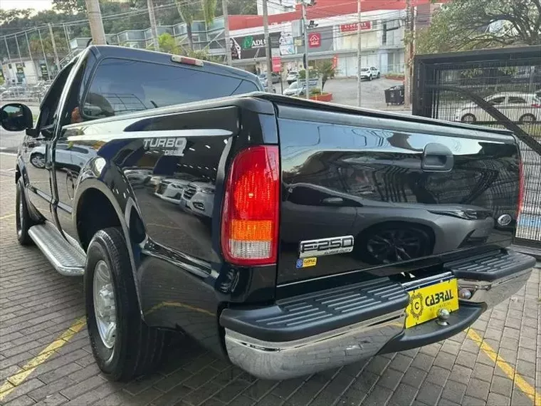 Ford F-250 Preto 12