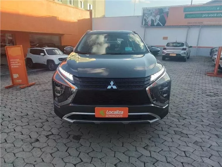 Mitsubishi Eclipse Cross Cinza 10