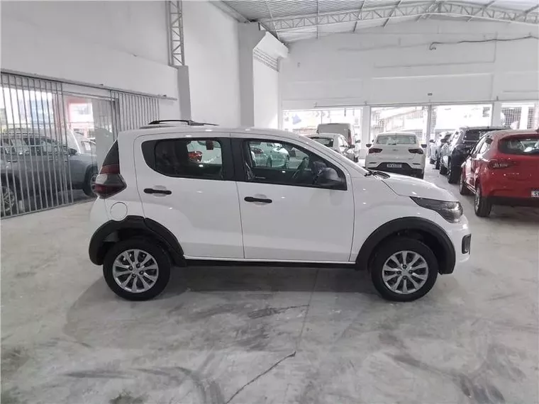 Fiat Mobi Branco 7