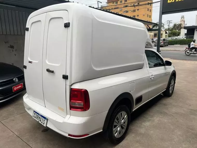 Volkswagen Saveiro Branco 3