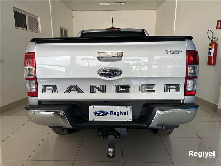 Ford Ranger Prata 2