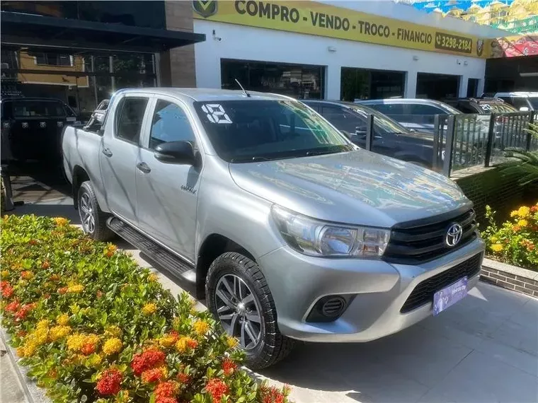 Toyota Hilux Prata 9