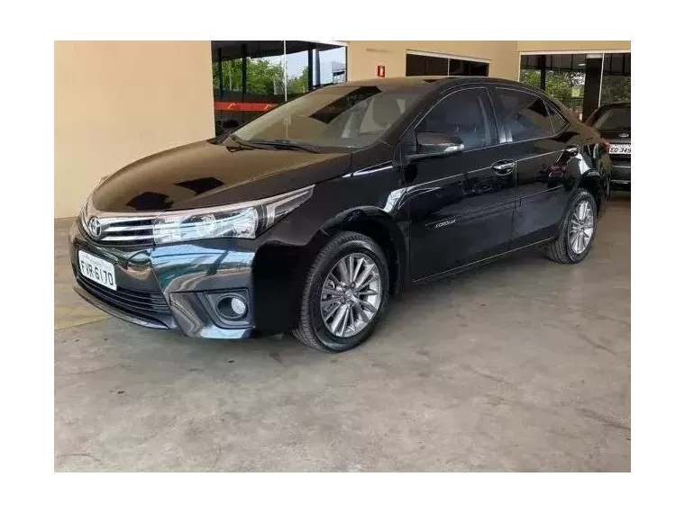 Toyota Corolla Preto 5