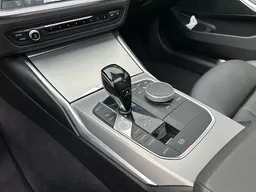 BMW 330i