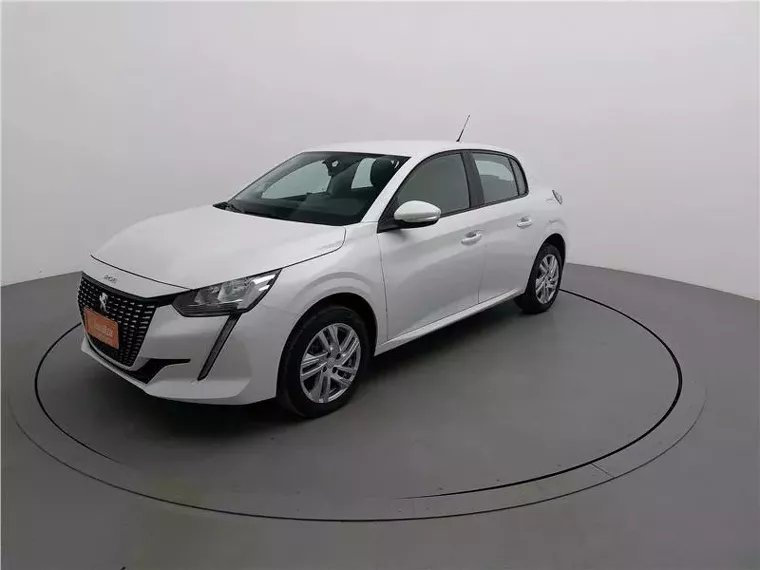 Peugeot 208 Branco 9