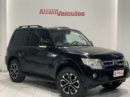 Mitsubishi Pajero Full
