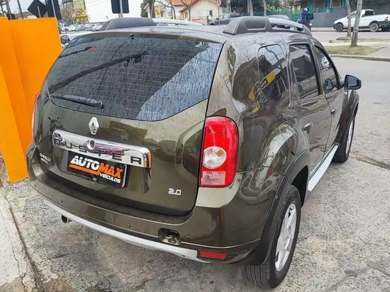 Renault Duster Verde 2