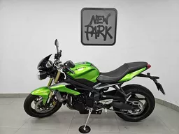 Street Triple
