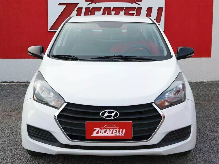 Hyundai HB20S Branco 8