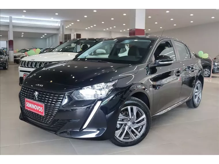 Peugeot 208 Preto 1