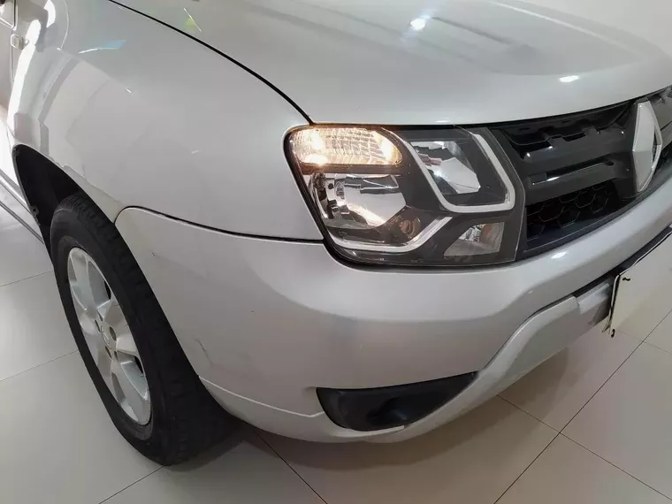 Renault Duster Prata 5