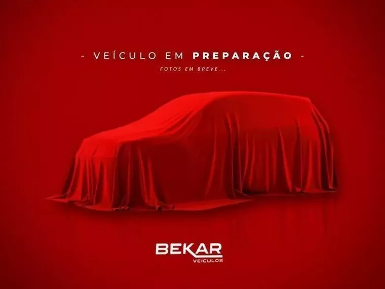 Nissan Sentra Vermelho 1