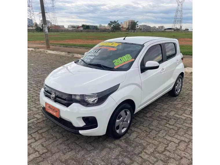 Fiat Mobi Branco 3