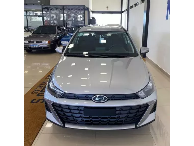 Hyundai HB20 Cinza 2