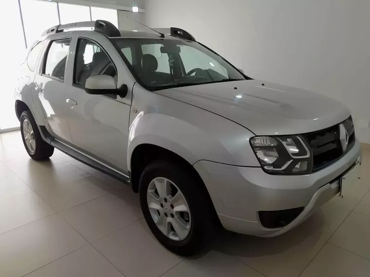 Renault Duster Prata 20