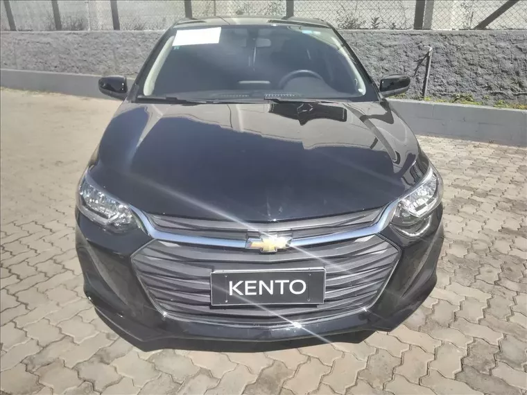 Chevrolet Onix Preto 5