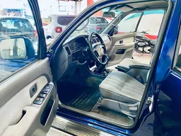 Toyota Hilux SW4