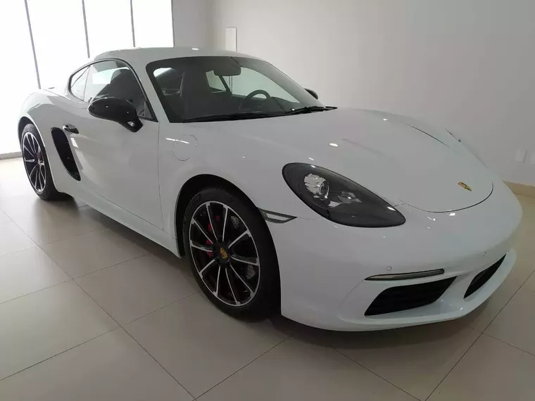 Porsche 718 Branco 44