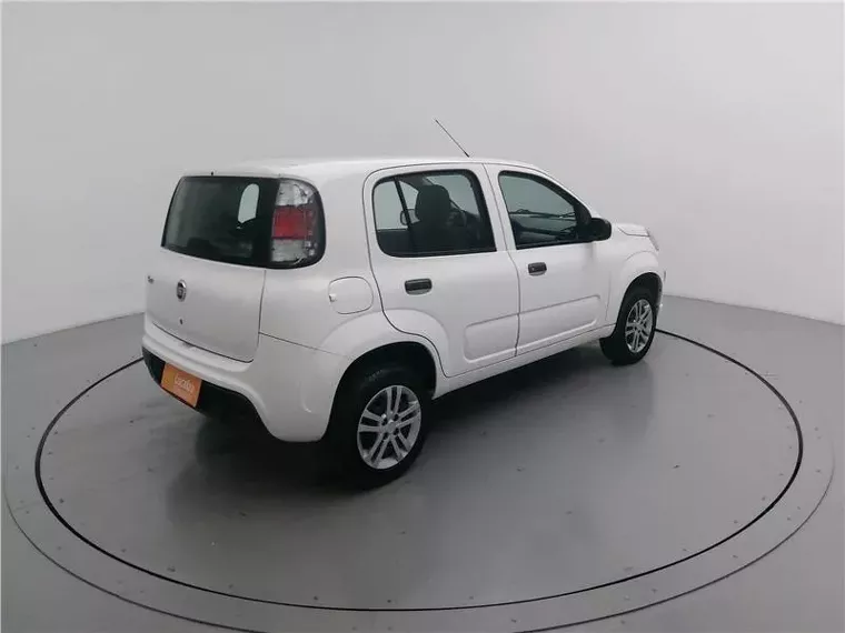 Fiat Uno Branco 4