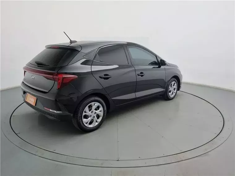 Hyundai HB20 Preto 15