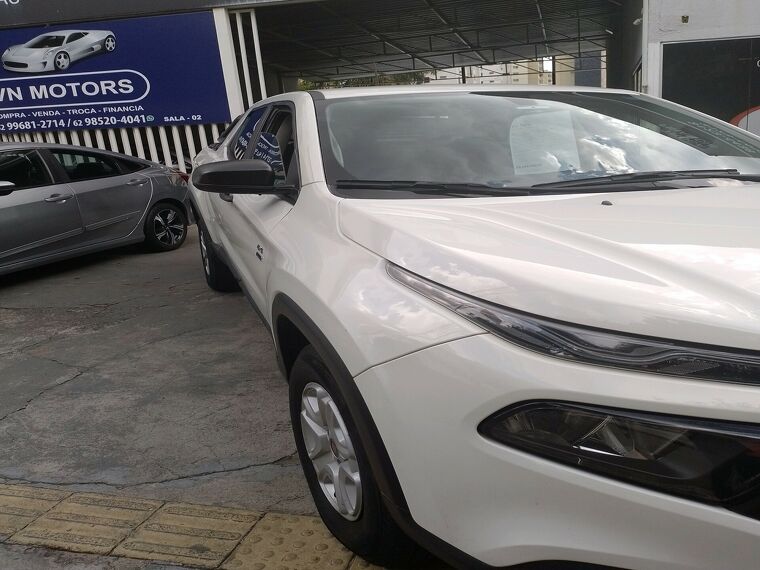 Fiat Toro Branco 3