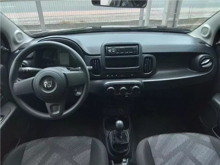 Fiat Mobi Prata 7