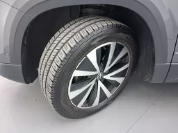Volkswagen Taos