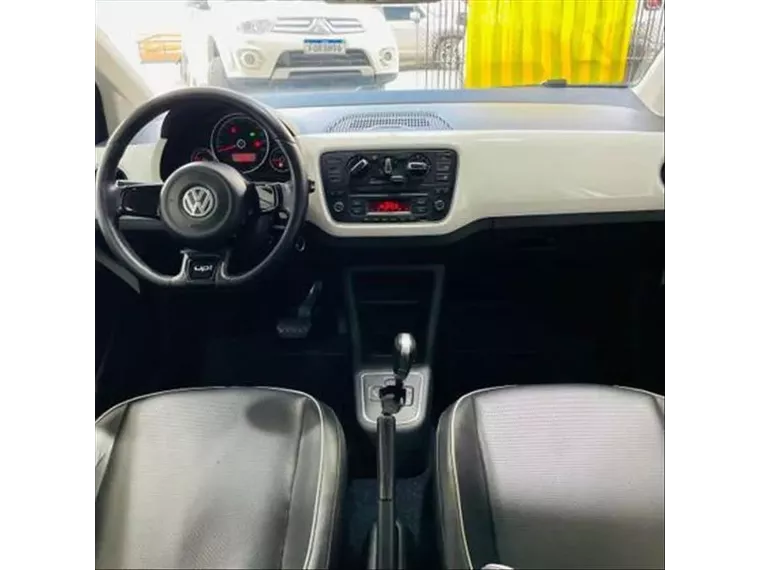 Volkswagen UP Branco 14