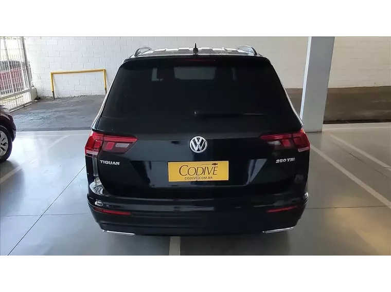 Volkswagen Tiguan Preto 2