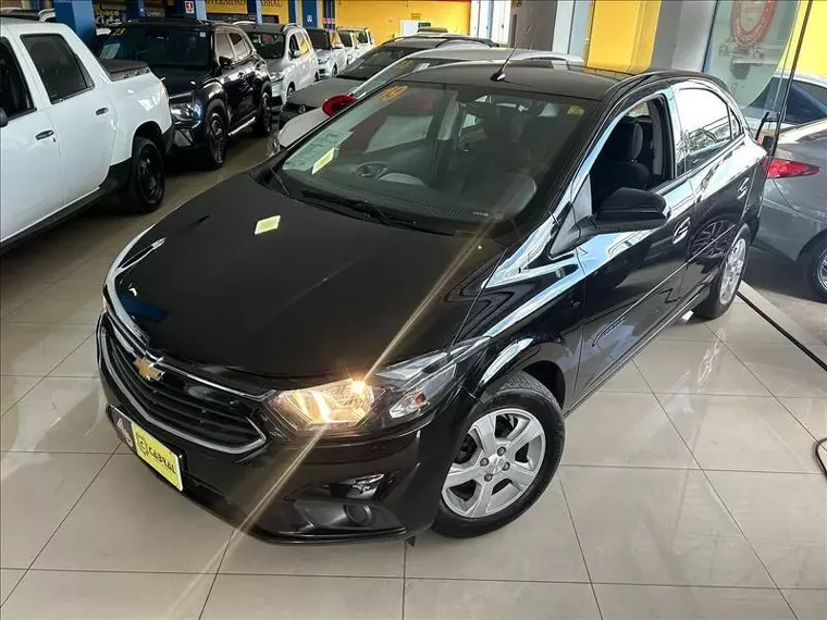 Chevrolet Onix Preto 2